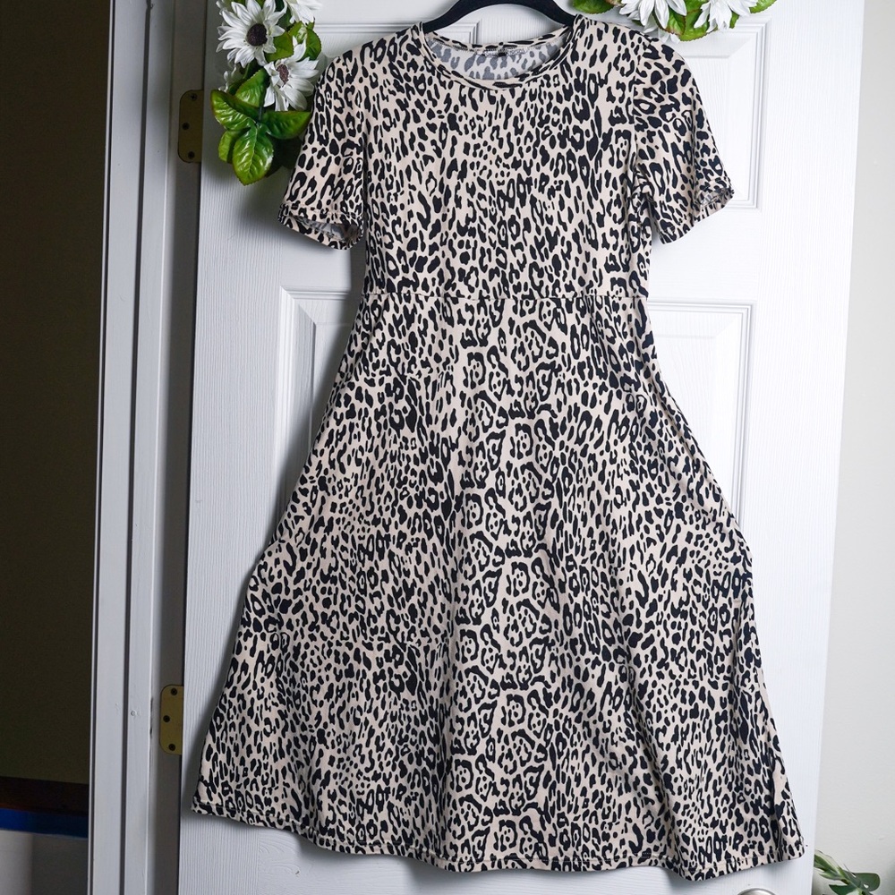 Cheetah Print Dress Short Sleeves Girls size 10 Comfy Made in USA
